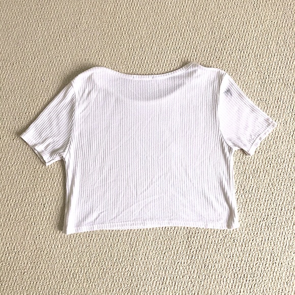 Brandy Melville Basic White Ribbed Tee - Picture 2 of 3